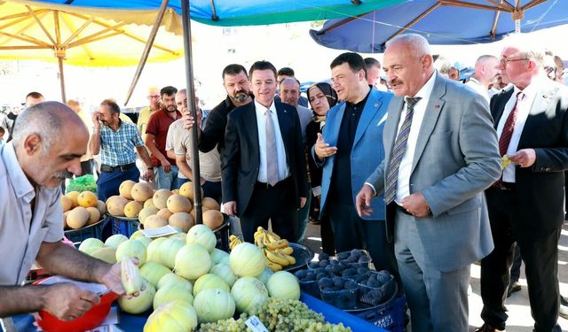 Osmangazi’de modern bir pazar alanı daha hizmete girdi