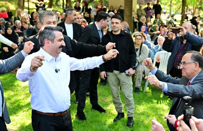 Baharın müjdecisi Hıdırellez Yıldırım'ı sardı