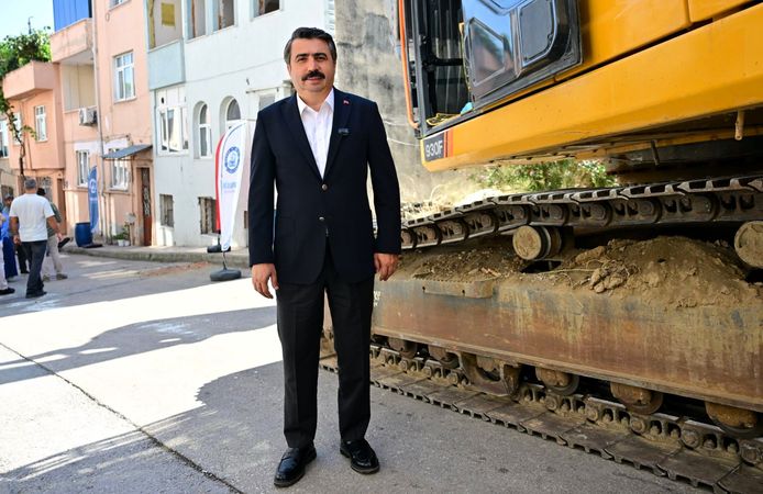 Yıldırım’da kentsel dönüşüm hız kesmiyor: Mimarsinan’da ilk kazma vuruldu