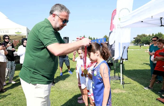 Triathle yarışları Osmangazi’de nefes kesti