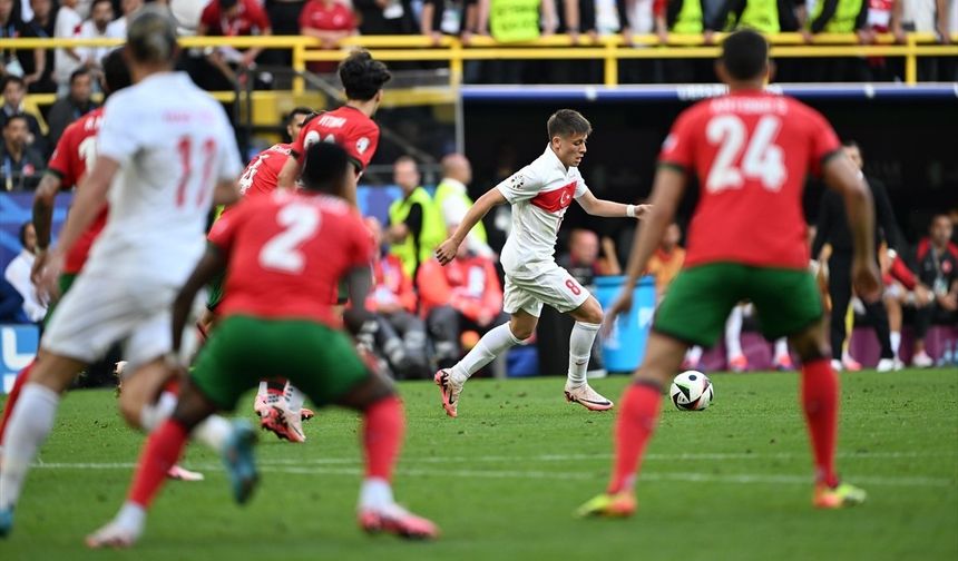Portekiz'e kaybeden A Milli Futbol Takımı'nın tur şansı son maça kaldı