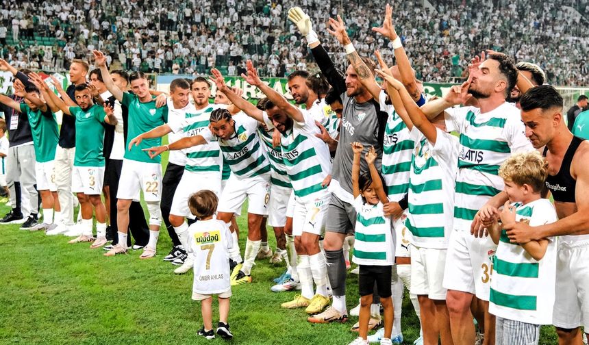 Bozbey’den Bursaspor taraftarına övgü dolu sözler