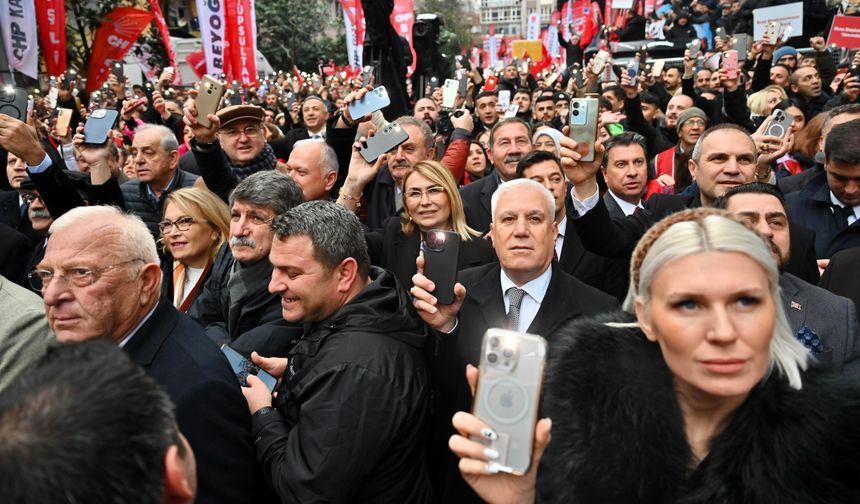 Başkan Bozbey: “Millet iradesine saygı, ülkemizin geleceğinin güvencesidir”