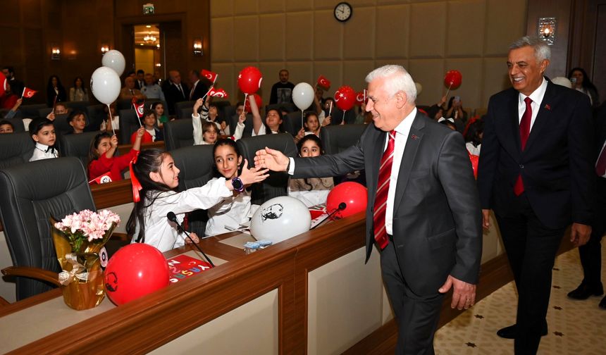 Bursa Büyükşehir Meclisi’nde söz çocukların