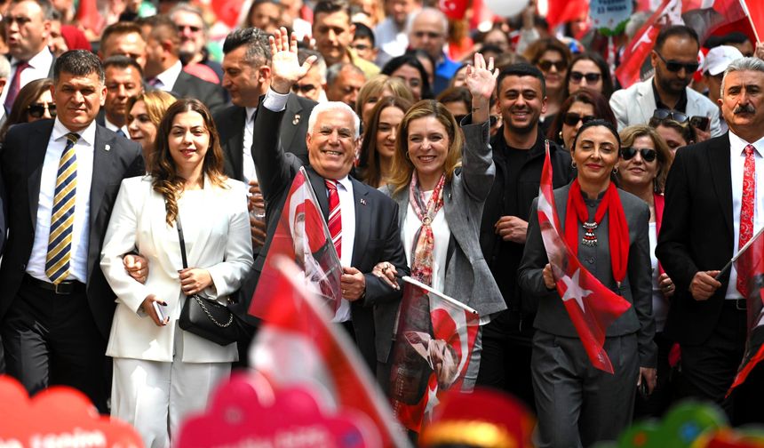 Bursa Büyükşehir’den 23 Nisan’a coşkulu kutlama
