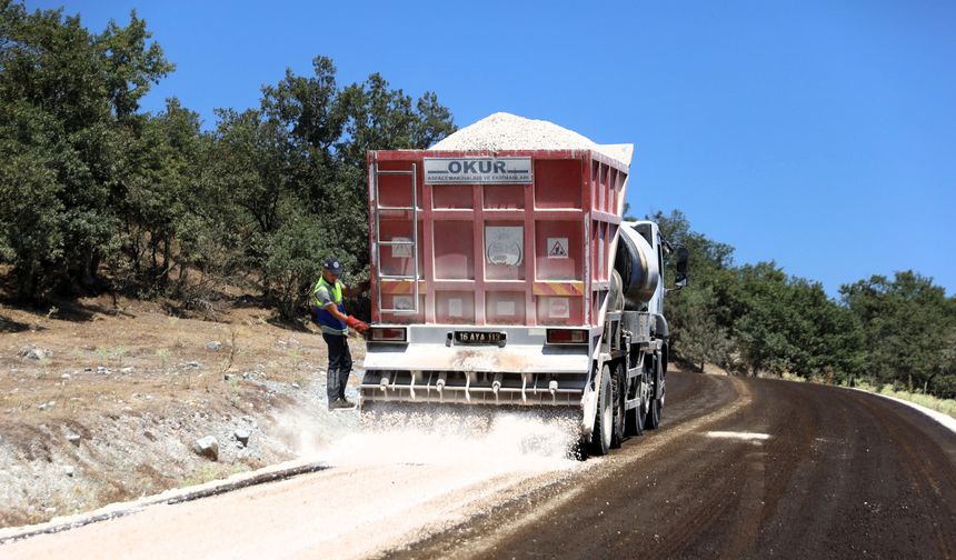 Mustafakemalpaşa’nın kırsal yollarına konfor geliyor