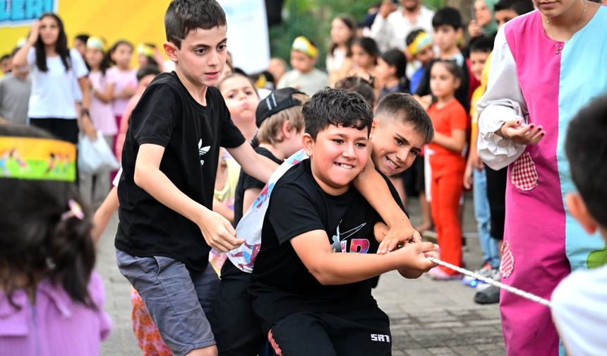 Yıldırım’da yaz tatiline renk katan şenlik