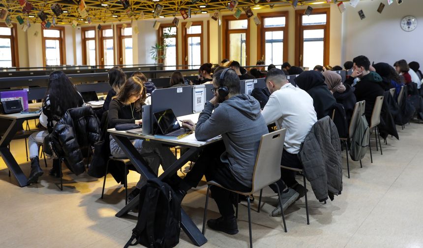 Bursa'nın bilgiye açılan kapılarına büyük ilgi