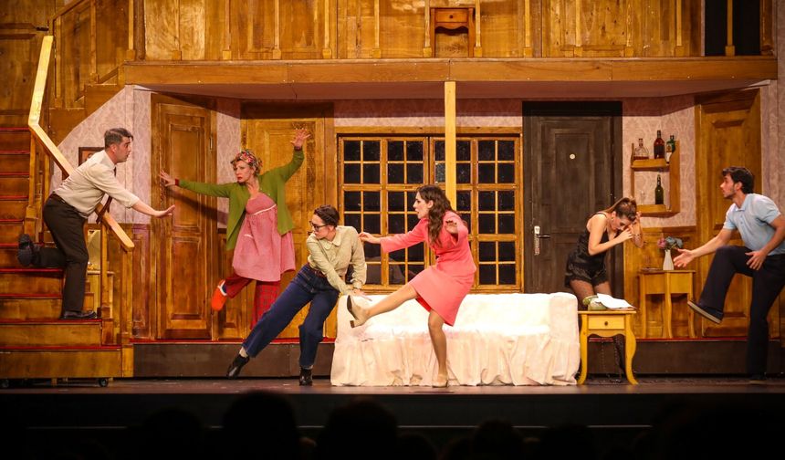 Bursa’da perdenin ardındaki tiyatro