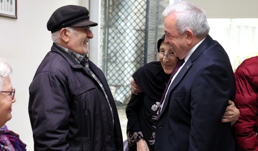 Başkan Şadi Özdemir’den vefa dolu ziyaret