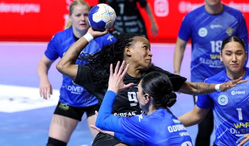 Bursa Büyükşehir Belediyespor kupada final biletini kaptı