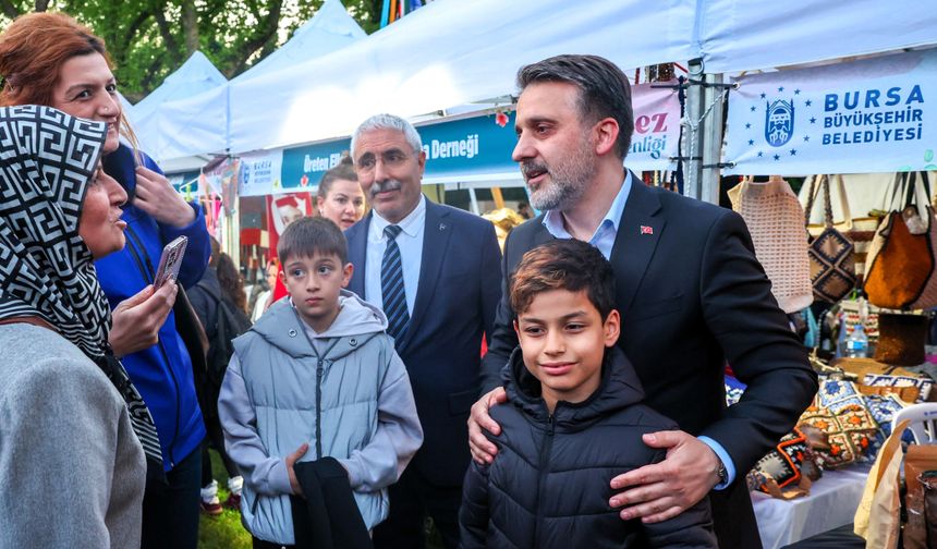 Bursa’da kadın emeği Heykel’de hayat buluyor