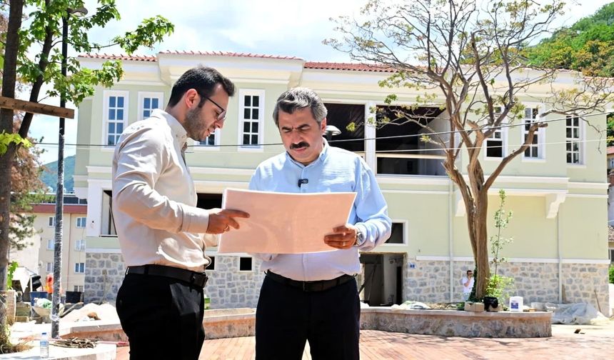 Mollaarap’a dev dönüşüm: Fevziye parkı ve tarihi köşkte son rötuşlar