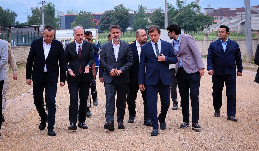 Başkan Vekili Biba: "300 bin ton asfalt çalışması gerçekleştirdik"