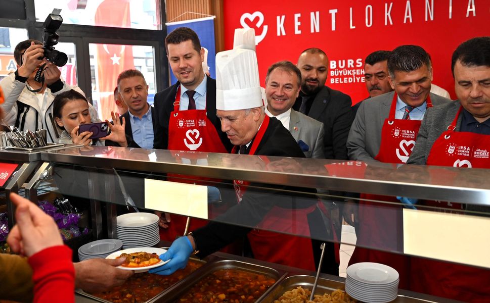 Bursa'da Vatan Kent Lokantası hizmete açıldı