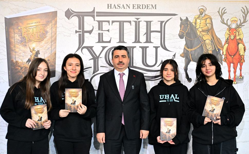 Yıldırım’dan tarihe vefa: Bursa’nın fethi romanlaştırıldı