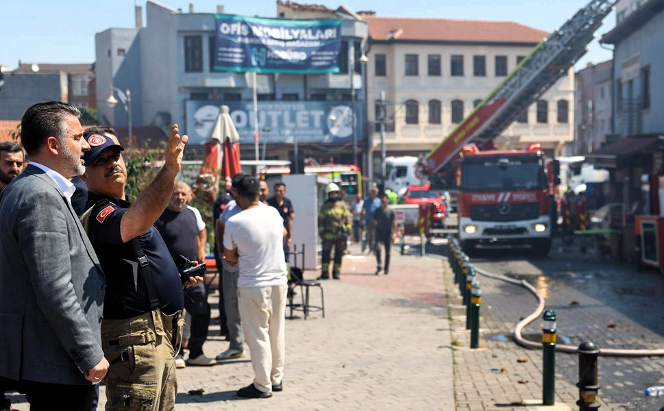 Büyükşehir’den hızlı refleks: Kayhan’daki yangın kontrol altında