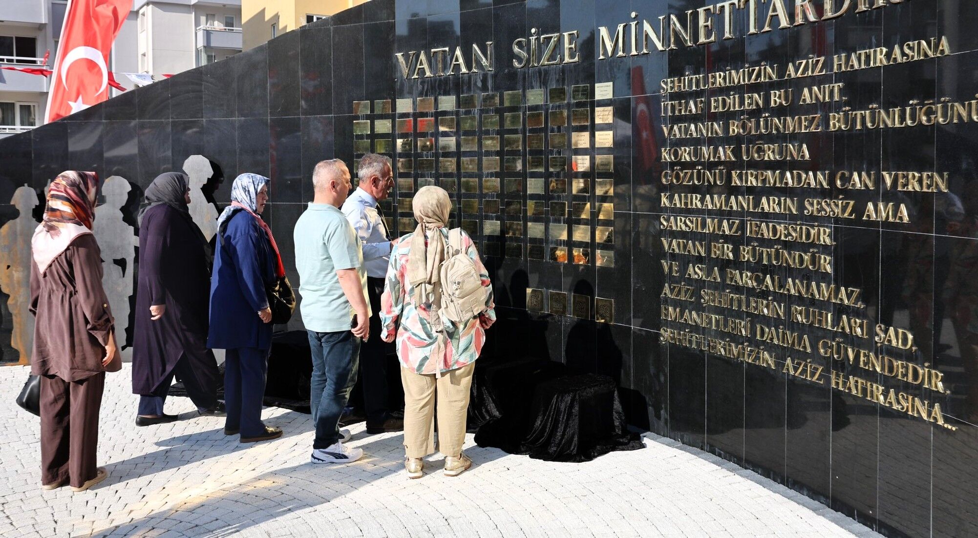 Nilüfer’de şehitlerin hatırası Şehitler Anıtı ve Nilüfer Şehitlik Parkı’nda yaşatılacak