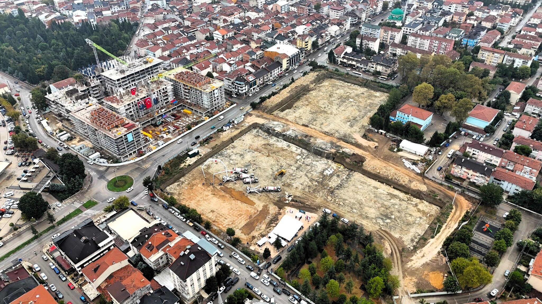 Turgutalp’te kentsel dönüşümün 2. ve 3. etaplarında temel atıldı