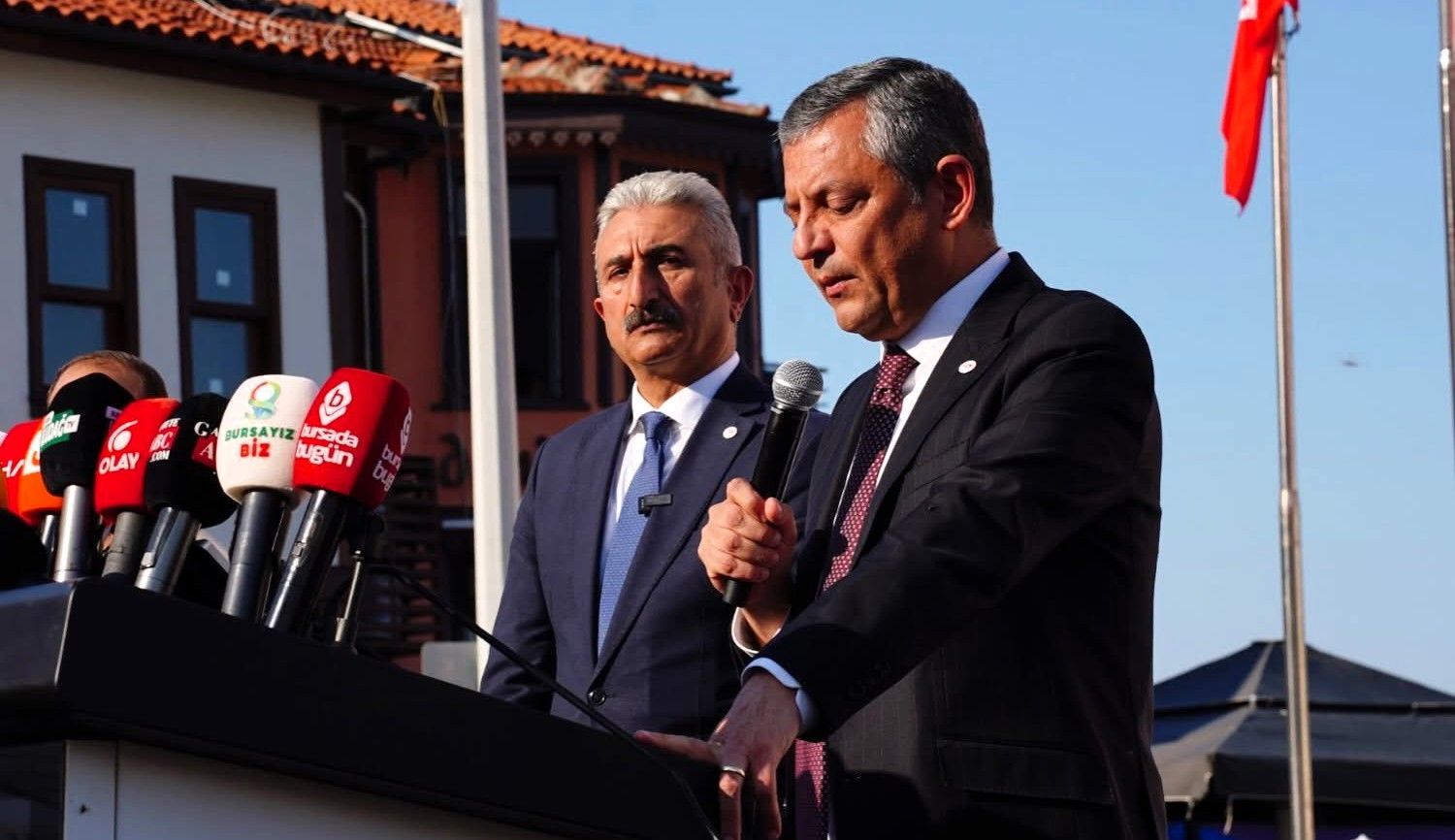 Bursa siyasetinde mücadeleci kimlik: Nihat Yeşiltaş’ın yeni sınavı